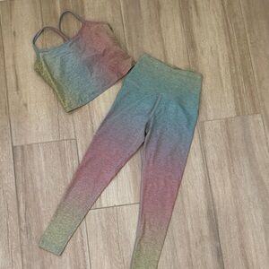 Beyond Yoga Multicolor Ombre Set